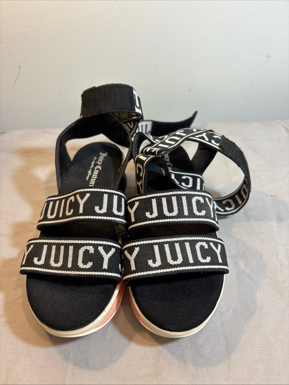 Juicy Couture Black and White Logo Strap Platform Sandals - Picture 2 of 9